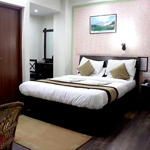 3* Отель Alpine &